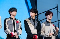 INIの「MEET&GREET」の様子。 (c)CJ ENM Co., Ltd, All Rights Reserved