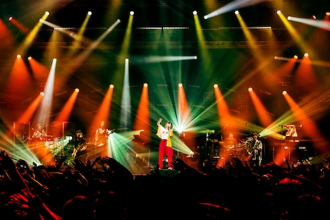 「aiko Live Tour『Love Like Rock Limited vol.2』」10月12日公演の様子。(撮影:岡田貴之)