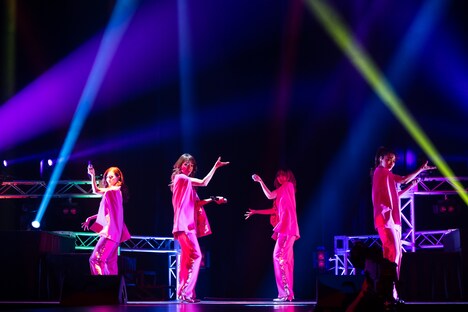 MAX（撮影：田中聖太郎）