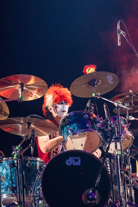 ライデン湯澤殿下(Dr)(撮影:山田晋也)