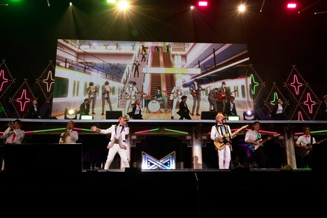 「Re:vale LIVE GATE “Re:flect U”」の様子。