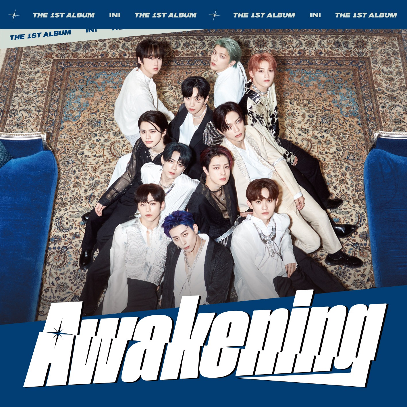 INI「Awakening」通常盤ジャケット (c)LAPONE ENTERTAINMENT