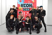 「KCON 2022 JAPAN」の会場で取材に応えてくれたJO1。