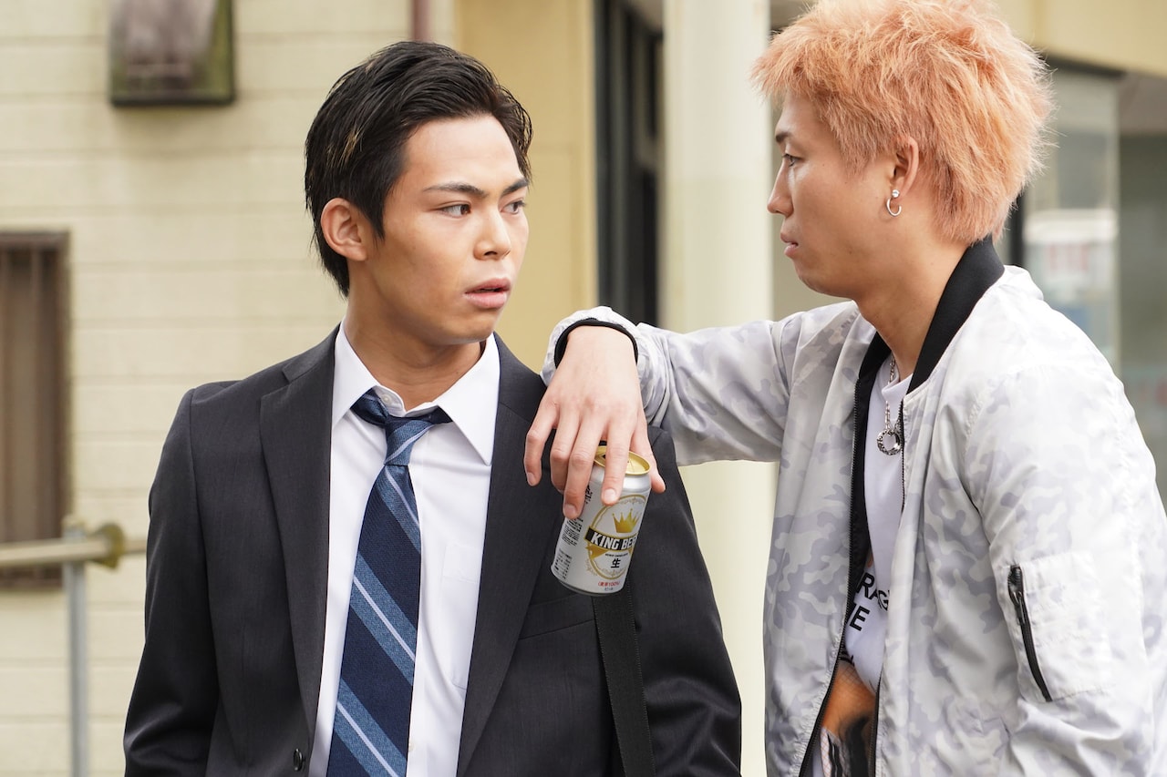 左から上村侑、瀬口黎弥。(c)日本テレビ - 「マイルドヤンキーはEXILE