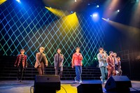 「夢幻泡影」のパフォーマンスの様子。