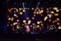 「原田知世 40th Anniversary Special Concert "fruitful days"」の様子。（撮影：三浦憲治）