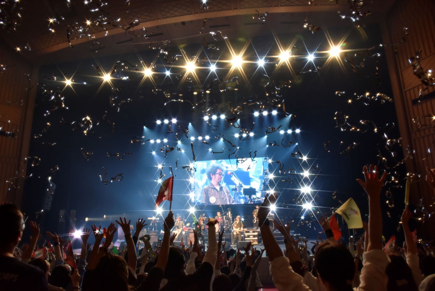 「UNICORN緊急特番 ～5人でノリノリ35祭～」の様子。（撮影：三浦憲治［ライトサム］）
