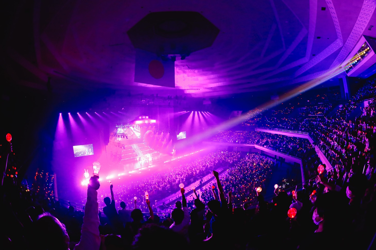 「きゃりーぱみゅぱみゅ 10th ANNIVERSARY JAPAN TOUR 2022 -TOUR FINAL- UMA 105」の様子。（Photo by AKI ISHII）