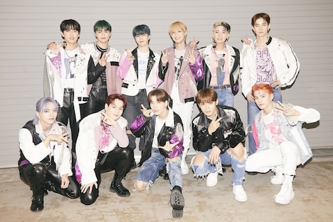 JO1 (c)LAPONE ENTERTAINMENT