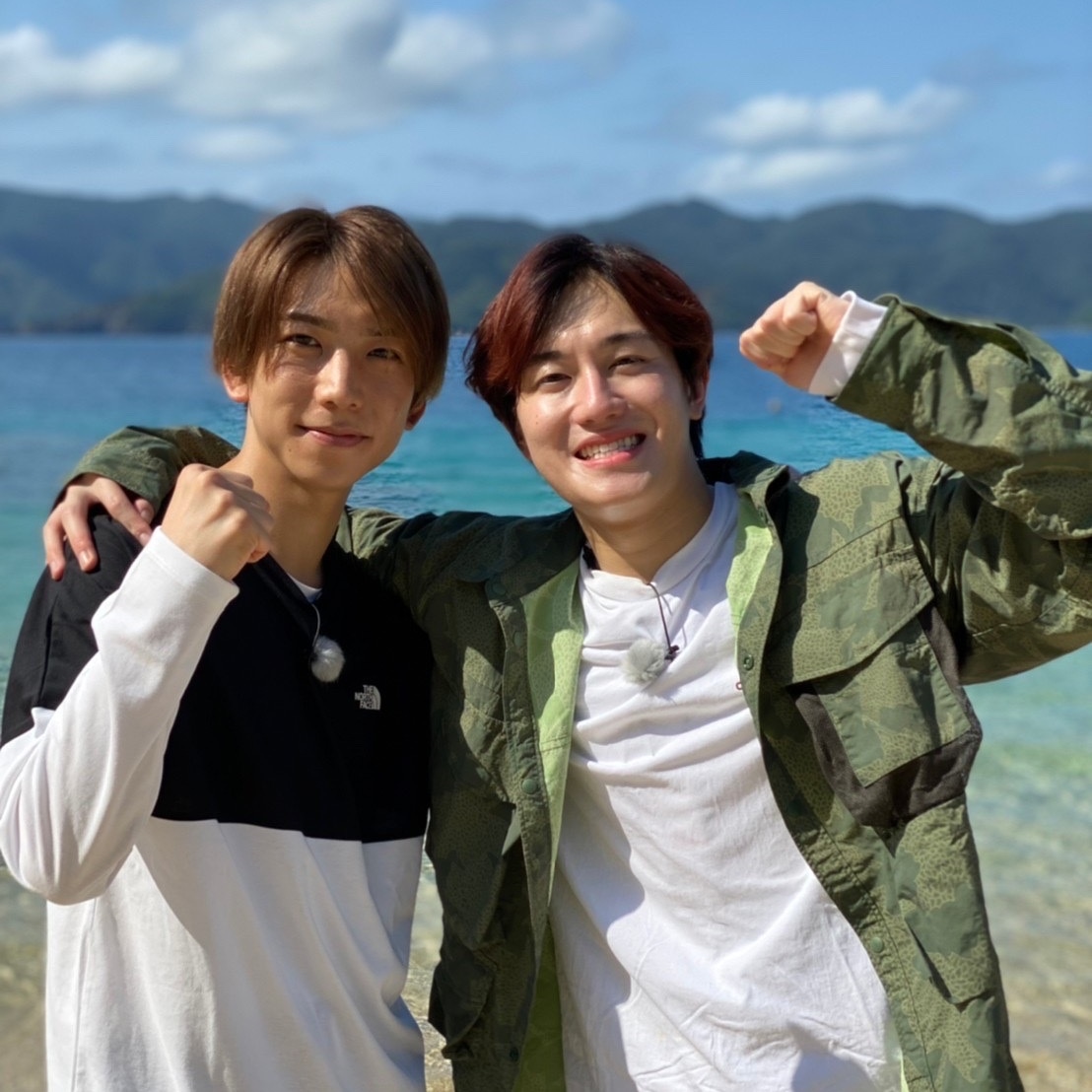 鈴木大河と椿泰我。(c)TBS
