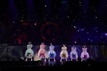 超ときめき♡宣伝部「行くぜ！超ときめき♡宣伝部 in 幕張メッセ！～星をめざして～」の様子。（写真提供：エイベックス）