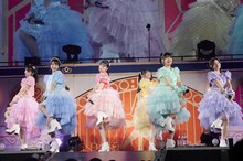 超ときめき♡宣伝部「行くぜ！超ときめき♡宣伝部 in 幕張メッセ！～星をめざして～」の様子。（写真提供：エイベックス）