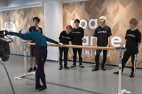 クラシックバレエを学ぶSUPER★DRAGONのダンサーチーム。