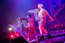 「私立恵比寿中学 柏木ひなたプロデュース企画『35710～わたしたち10年選手～』」の様子。