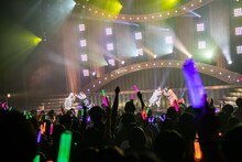 「私立恵比寿中学 柏木ひなたプロデュース企画『35710～わたしたち10年選手～』」の様子。