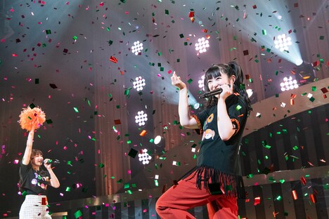 「私立恵比寿中学 柏木ひなたプロデュース企画『35710～わたしたち10年選手～』」の様子。