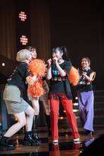 「私立恵比寿中学 柏木ひなたプロデュース企画『35710～わたしたち10年選手～』」の様子。