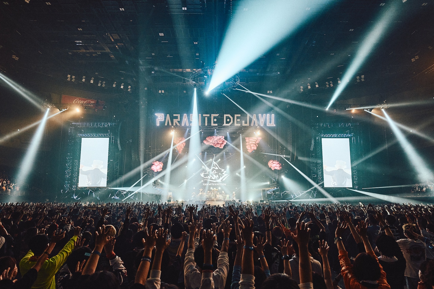 MAN WITH A MISSION（Photo by Ryotaro Kawashima）