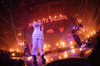 THE ORAL CIGARETTES（撮影：ハタサトシ）