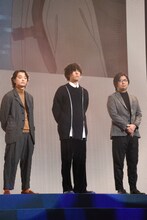 左から染谷将太、野田洋次郎（RADWIMPS）、陣内一真。