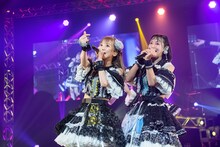 吉沢朱音（左）と水湊みお（右）の福岡コンビ。