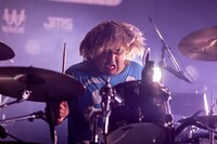 龍世（Dr / totemぽぉる）（Photo by Viola Kam［V'z Twinkle］）