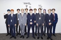 JO1 (c) ’22 SANRIO 著作(株)サンリオ (c)LAPONE ENTERTAINMENT