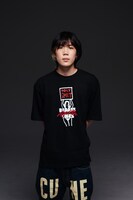「BADASSVIBES presents TOKYO KIDS」オフィシャルグッズルック写真