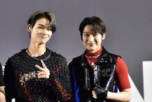 左からNI-KI、SUNOO。