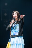 中山莉子に置き去りにされ「あなたの推しは大丈夫ですか？」と観客に問いかける小林歌穂。
