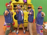 左からあばれる君、サンシャイン池崎、深澤辰哉（Snow Man）、松丸亮吾。(c)テレビ東京