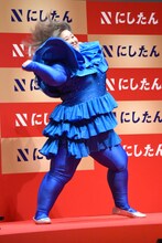 得意のダンスを披露するかなで（3時のヒロイン）。