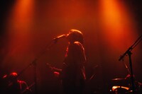 比喩根（Vo, G）（Photo by Kana Tarumi）