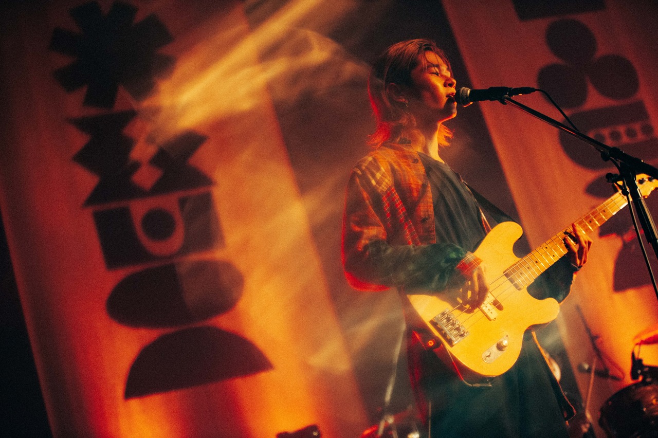 小﨑（B）（Photo by Kana Tarumi）