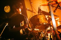 ジャスティン（Dr）（Photo by Kana Tarumi）