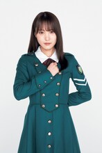 菅井友香（櫻坂46）卒業写真集「大切なもの」より。欅坂46 1stシングル「サイレントマジョリティー」衣装  (c)細居幸次郎 / 集英社