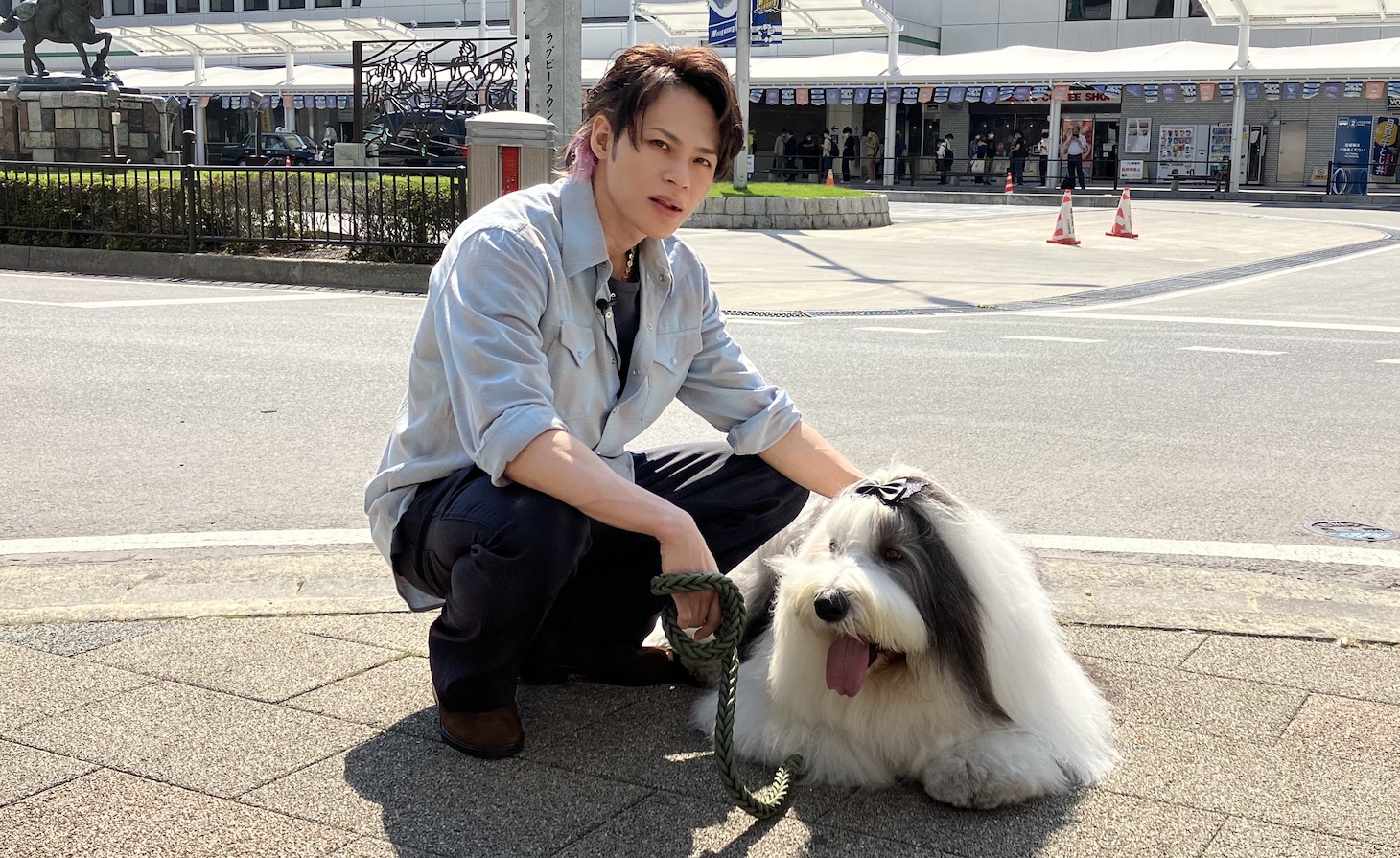 上田竜也（KAT-TUN）とペロちゃん。(c)日本テレビ
