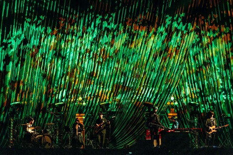 indigo la End「藍」の様子。（撮影：鳥居洋介 / 横山マサト）