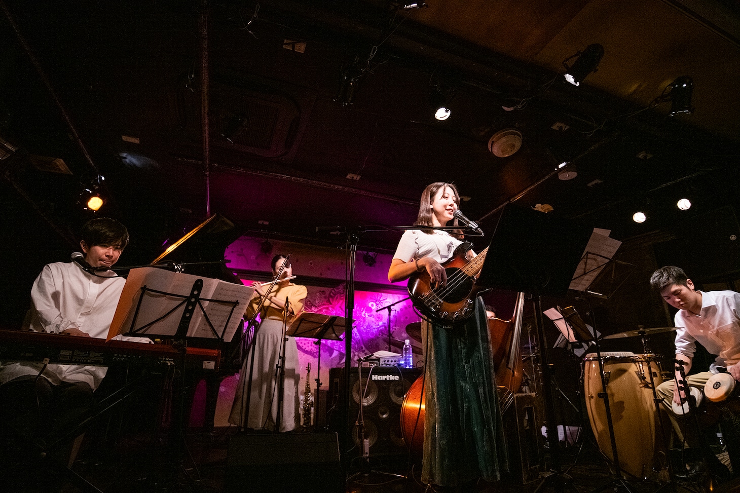 sorayaワンマンライブ「そのいち」の様子。