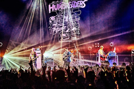 ハンブレッダーズ「秋のグーパンまつりZ」に出演したBLUE ENCOUNT。（撮影：浜野カズシ）