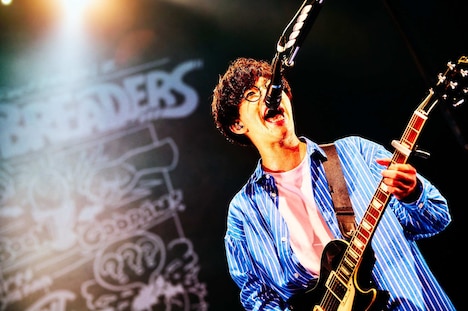 田邊駿一（Vo, G / BLUE ENCOUNT）（撮影：浜野カズシ）