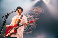 ムツムロアキラ（Vo, G / ハンブレッダーズ）（撮影：タマイシンゴ）