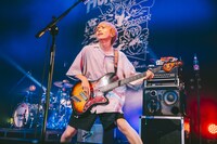 でらし（B, Cho / ハンブレッダーズ）（撮影：タマイシンゴ）