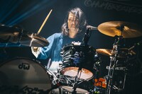 木島（Dr / ハンブレッダーズ）（撮影：タマイシンゴ）