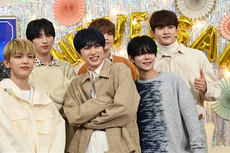 左から高塚大夢、許豊凡、尾崎匠海、木村柾哉、藤牧京介、田島将吾。