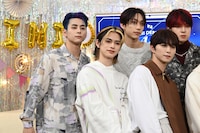 左から西洸人、松田迅、池崎理人、後藤威尊、佐野雄大。