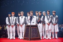 JO1（撮影：上山陽介）