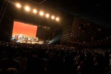 「中村佳穂 TOUR ✌ NIA・near ✌」フェスティバルホール公演の様子。（撮影：井上嘉和）