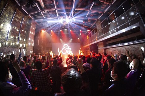 et-アンド-「treat tour 2022」ファイナル公演の様子。（写真提供：エイベックス）