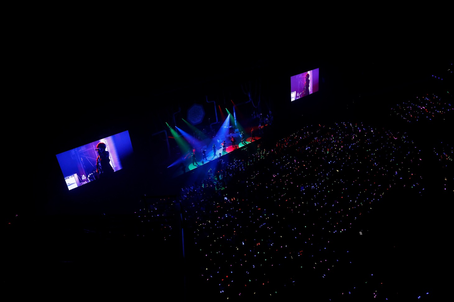 「7ORDER LIVE FACTORY～脱色と着色～」東京・東京ガーデンシアター公演の様子。